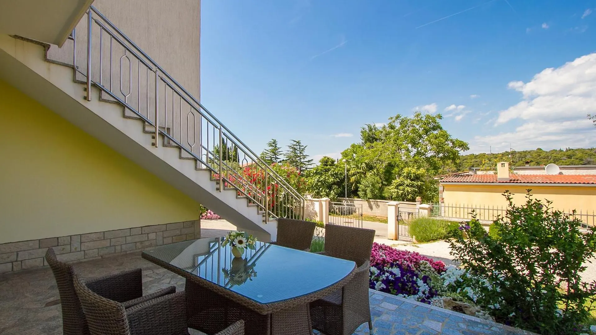 Apartmani Tony Banjole 0*,  Croatia